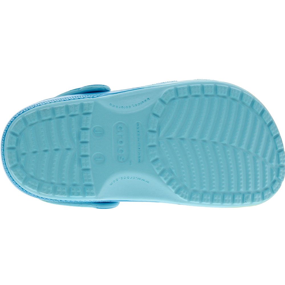 Crocs Classic Ombre Water Sandals - Boys | Girls Artic Blue Multi Sole View