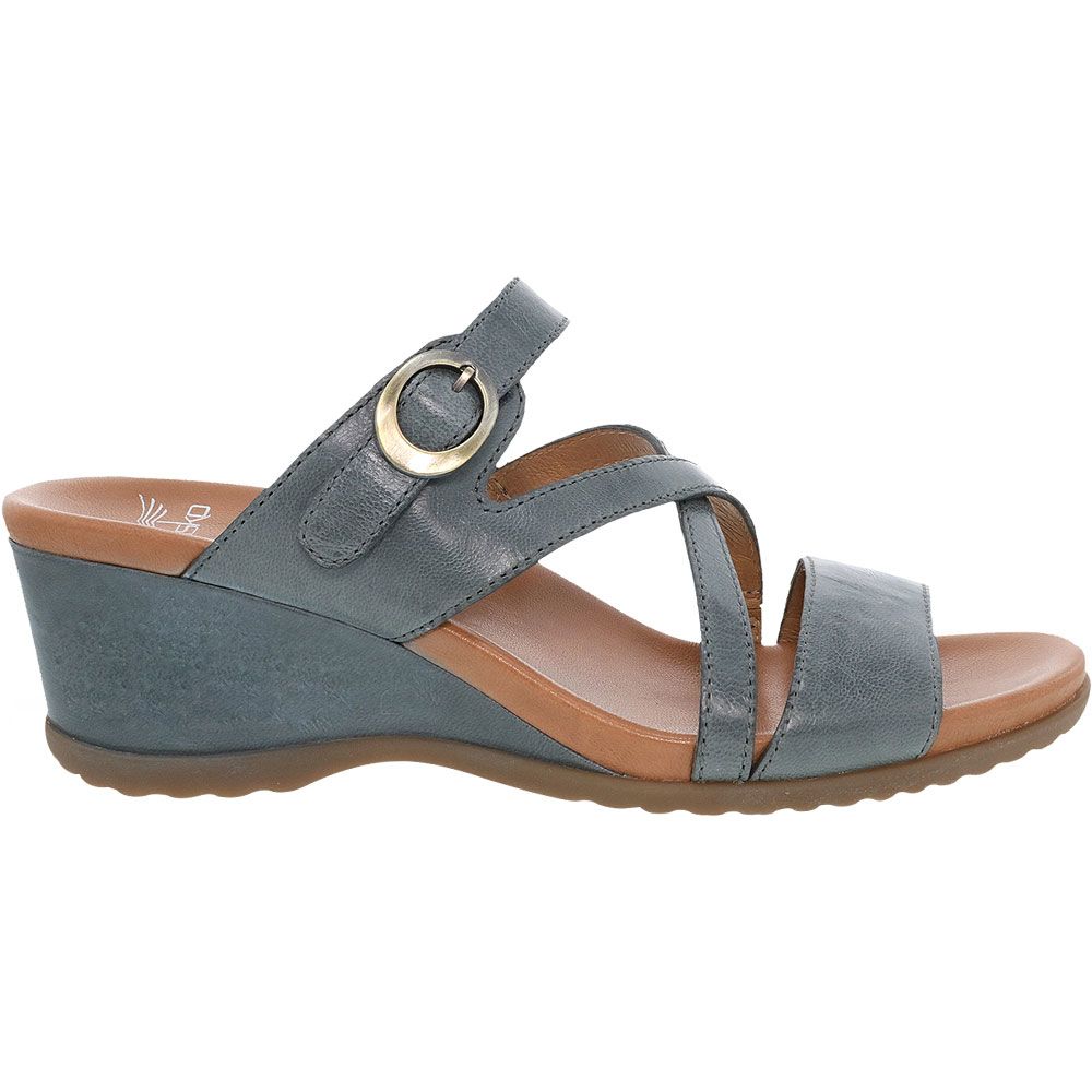 Dansko flip hot sale flops sale