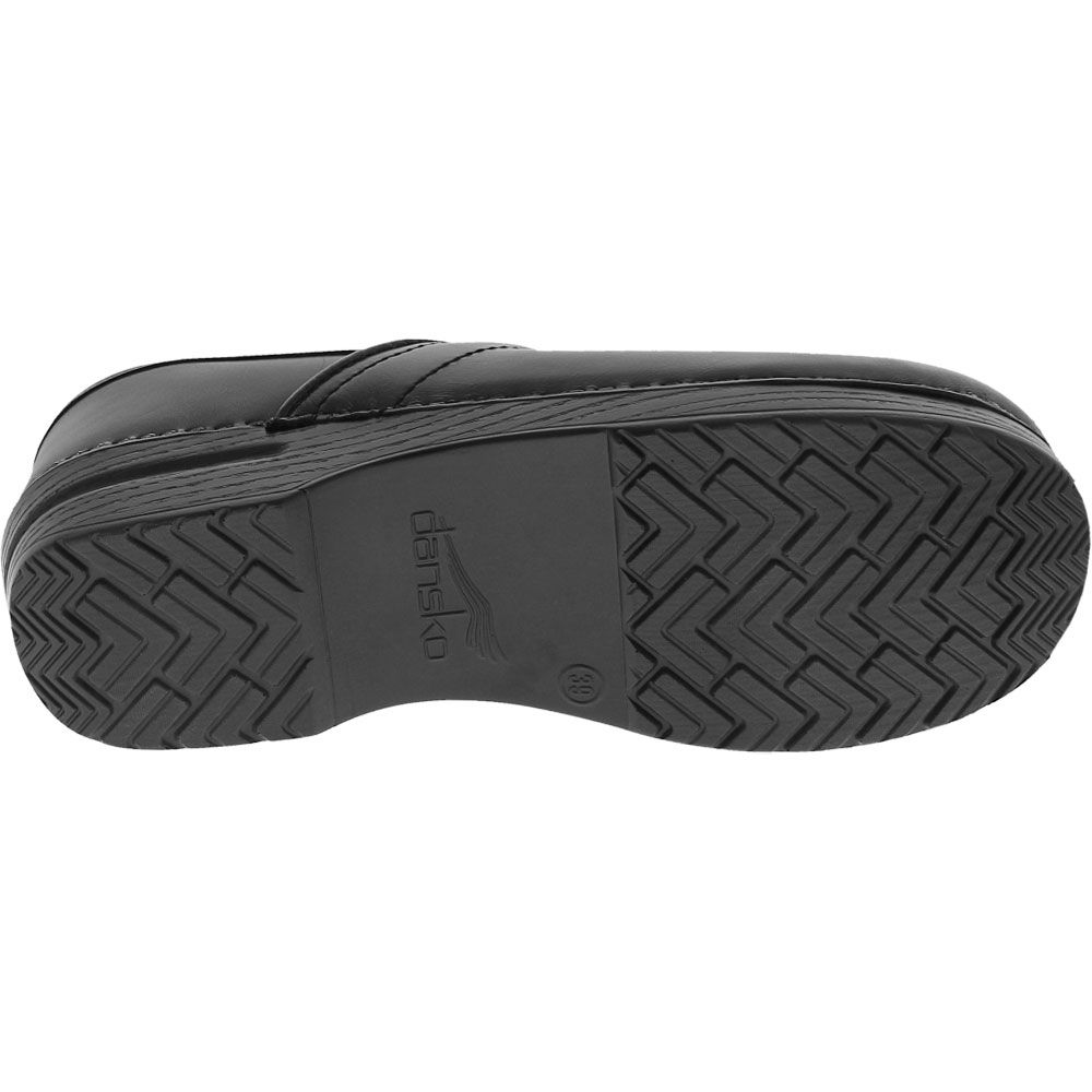Dansko Professional Cabrio Clogs Casual Shoes - Womens Black Cabrio Leather Sole View