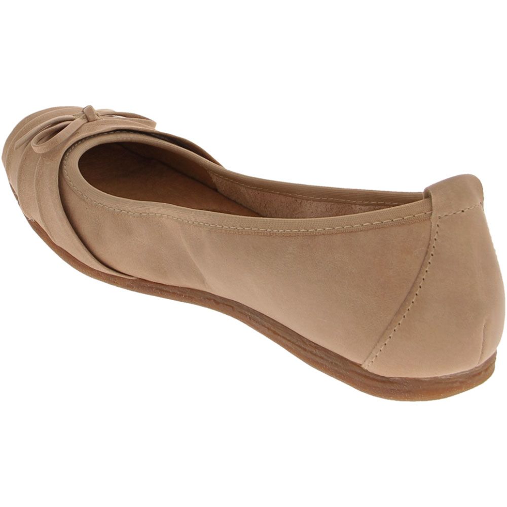 Born chelan sales ballet flat