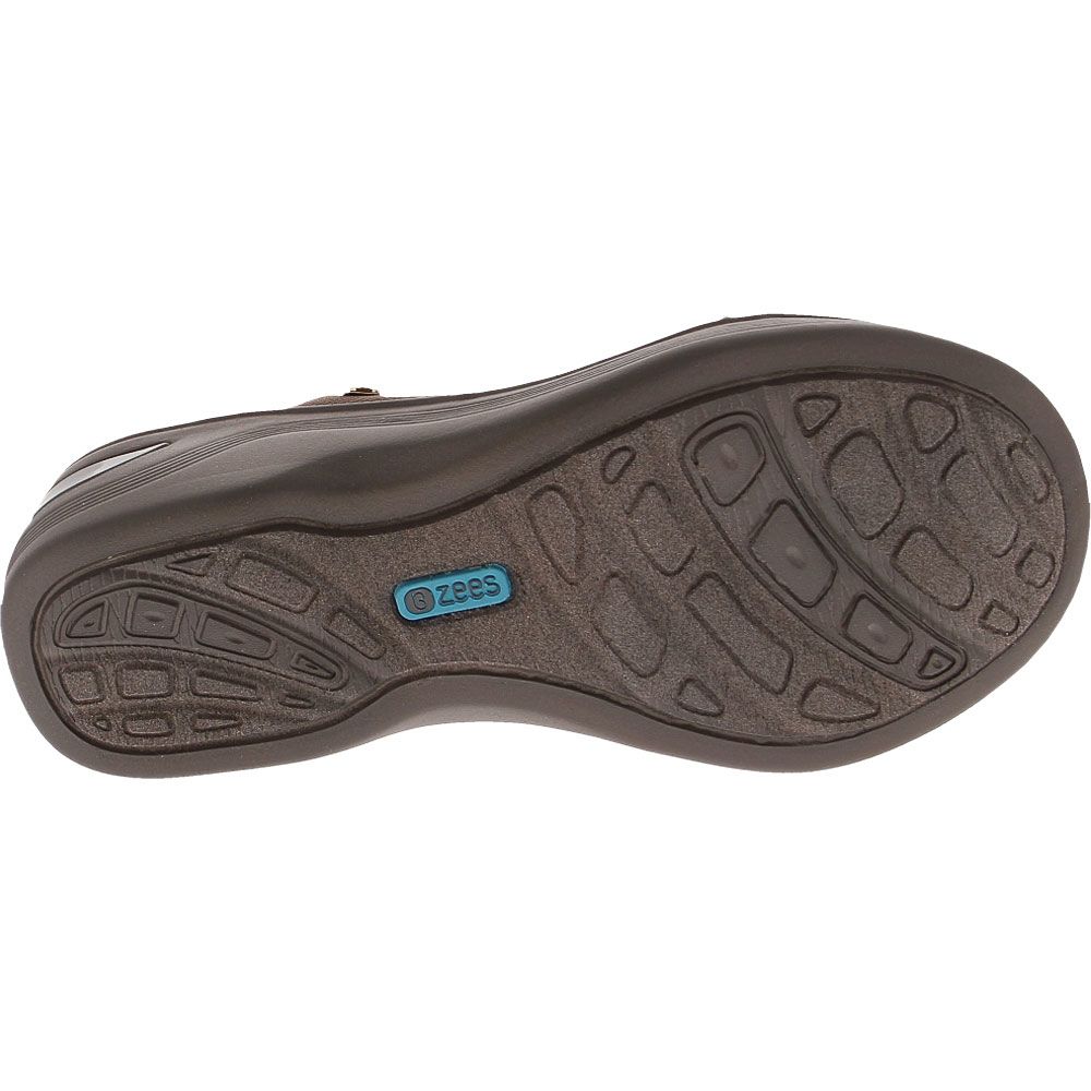 BZees Desire Sandals - Womens Brown Sole View