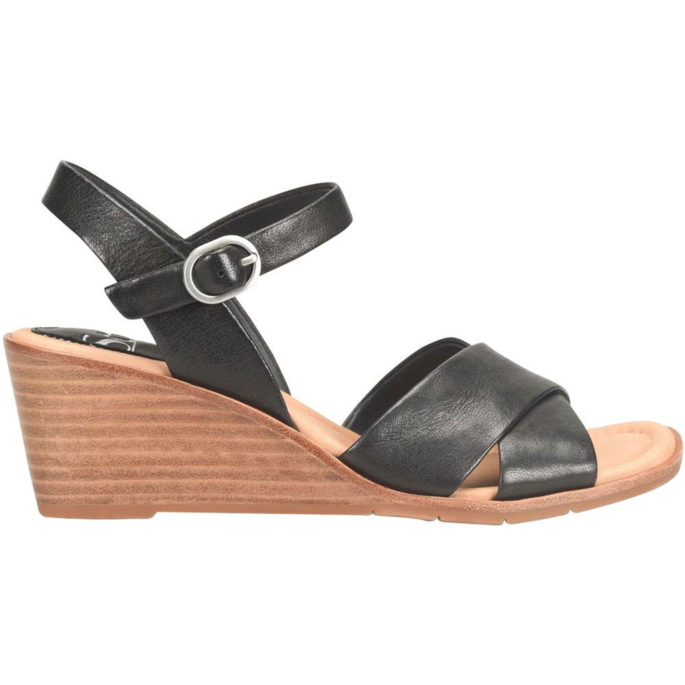 Sofft black online sandals