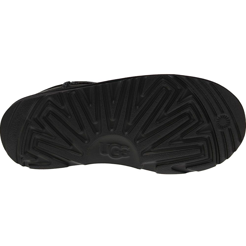 UGG Classic Mini 2 Comfort Winter Boots - Girls Black Sole View